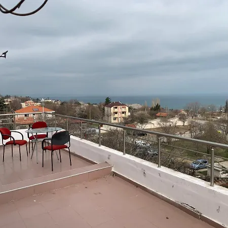 Hotel Alice Bar And Dinner Varna